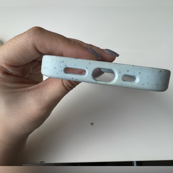 Casetify case for iPhone 13 pro - Picture 4 of 5